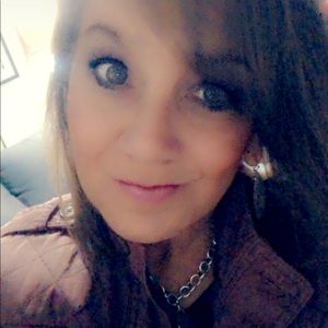 Meet your Posher, Paula